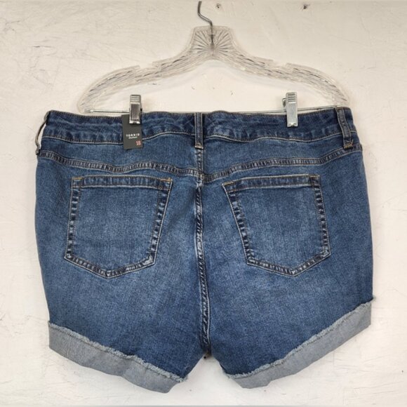 Torrid Size 18 Jean Shorts Mid Rise 3.5‎ Inseam. $45.50 Retail - Picture 2 of 6